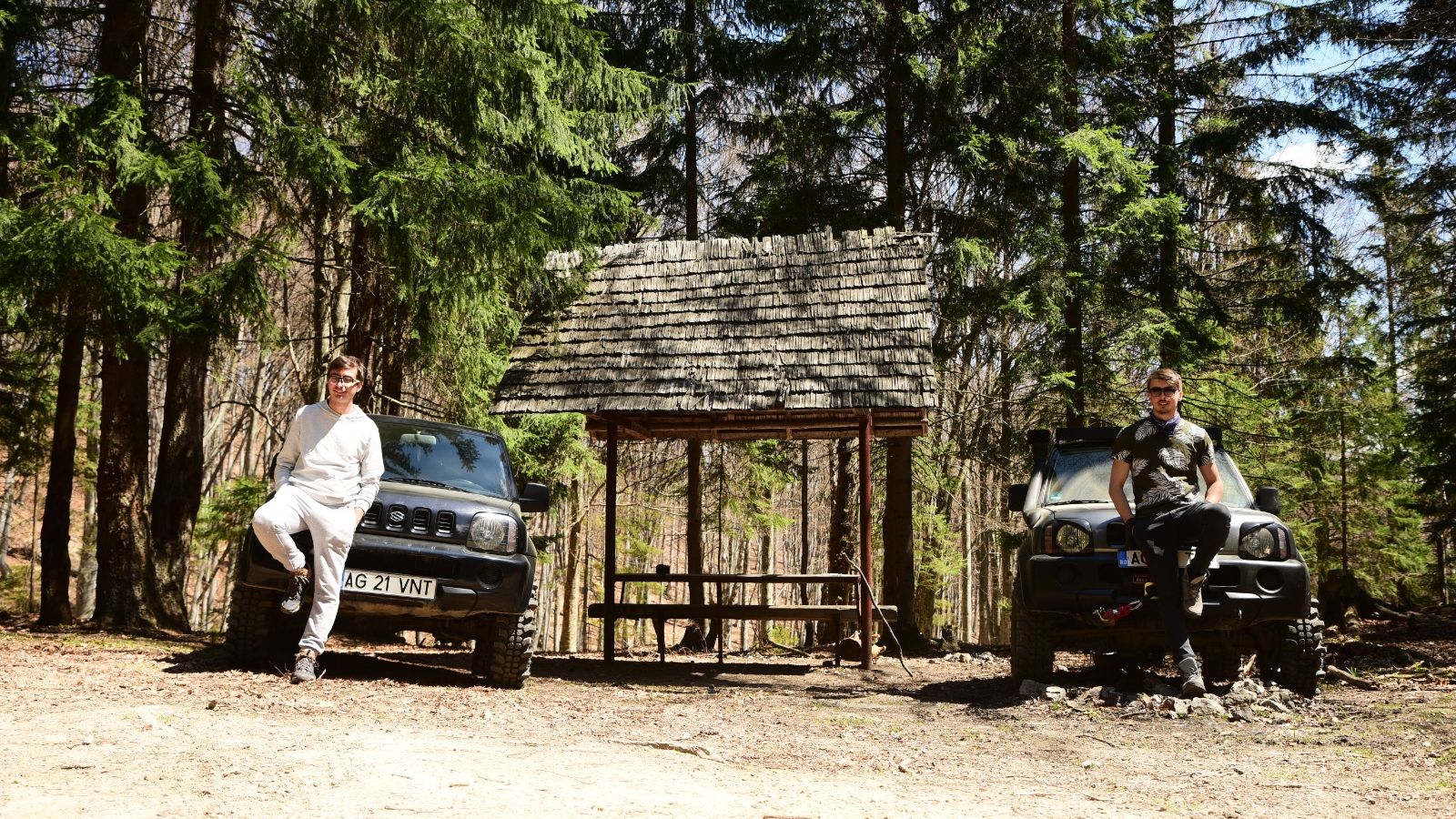 #WStories | Povestea a doi tineri români care spun NU turismului de masă