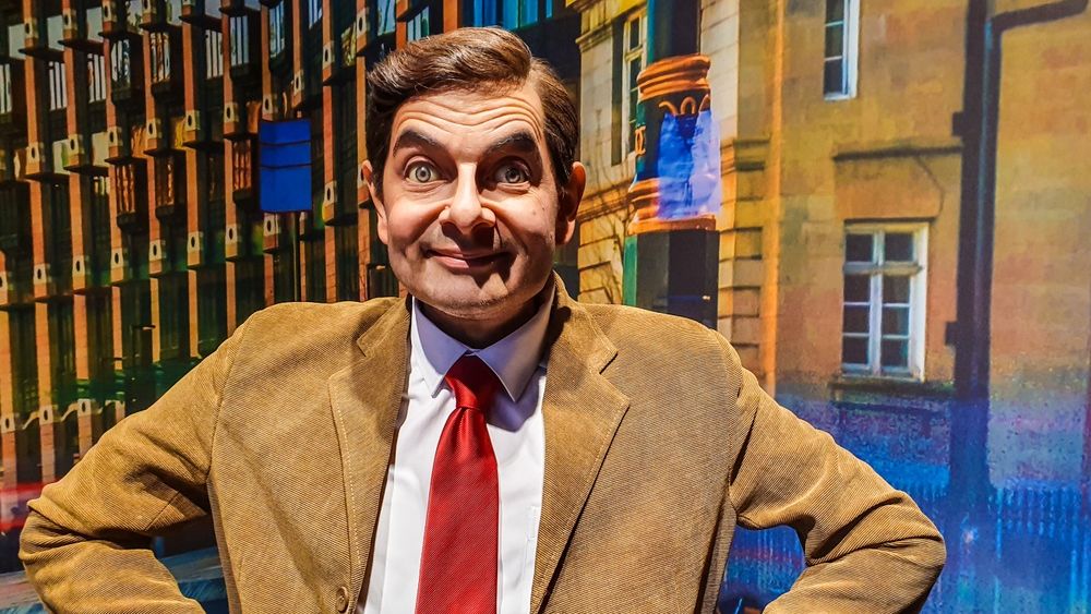 Actorul care îl interpretează pe Mr. Bean, dezamăgit de mașinile electrice