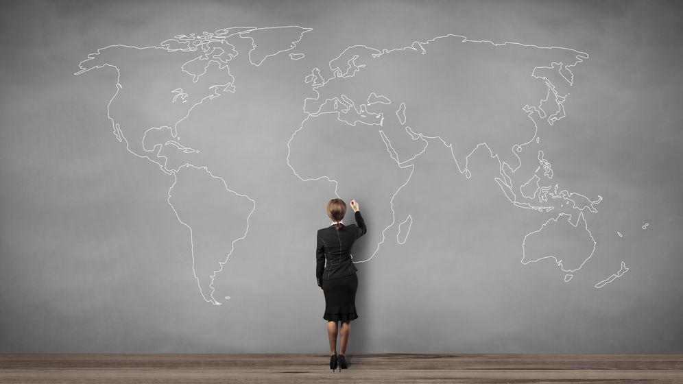 De la local la global. Povestea unor români promovați în poziții internaționale
