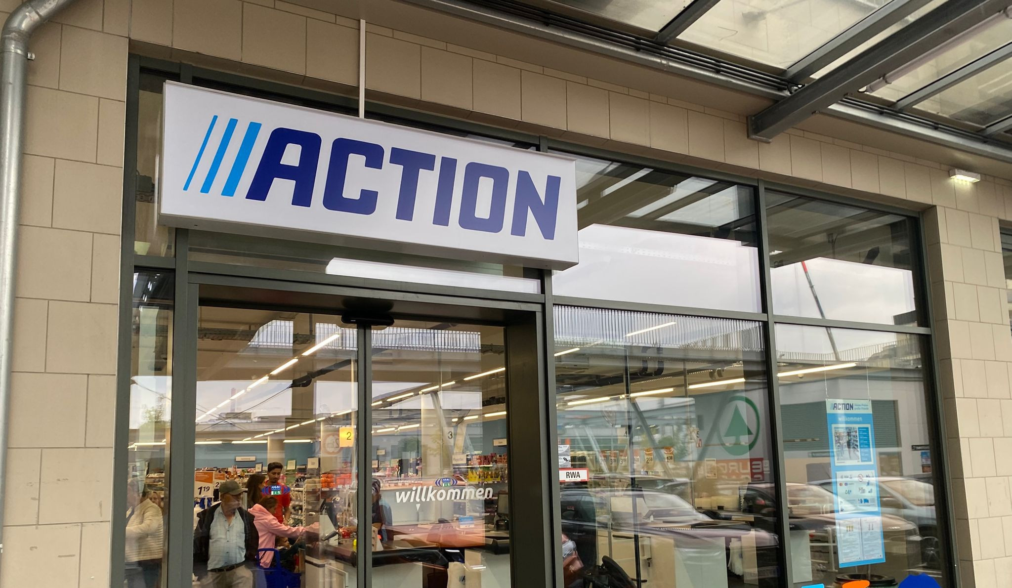 Produse sub 5 lei și expansiune accelerată: Action ajunge la 18 magazine