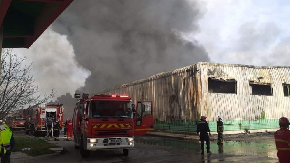 Surse de stronțiu radioactiv, descoperite după incendiul din Timiș. Cum ajunseseră într-o fabrică de țigări