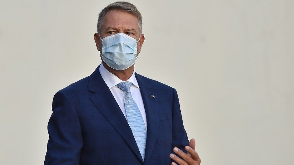 Klaus Iohannis, după vizita la INSP: Recomand să purtați mască tot timpul