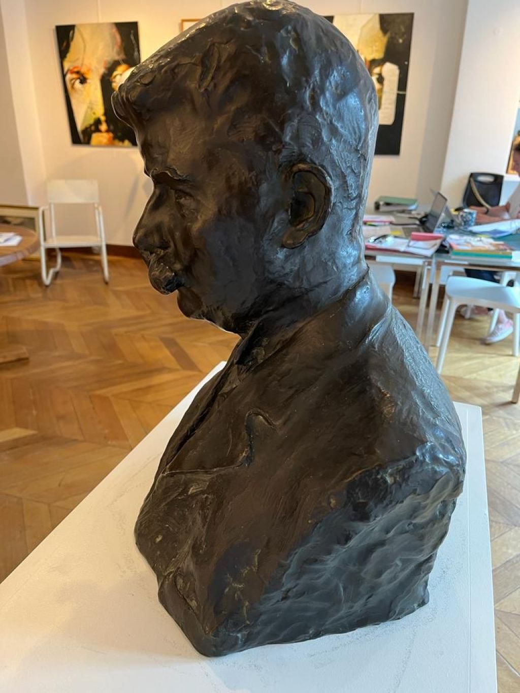 GALERIE FOTO: O sculptură realizată de BrâncuÅŸi, redescoperită recent, va fi expusă în Român - Imagine 5