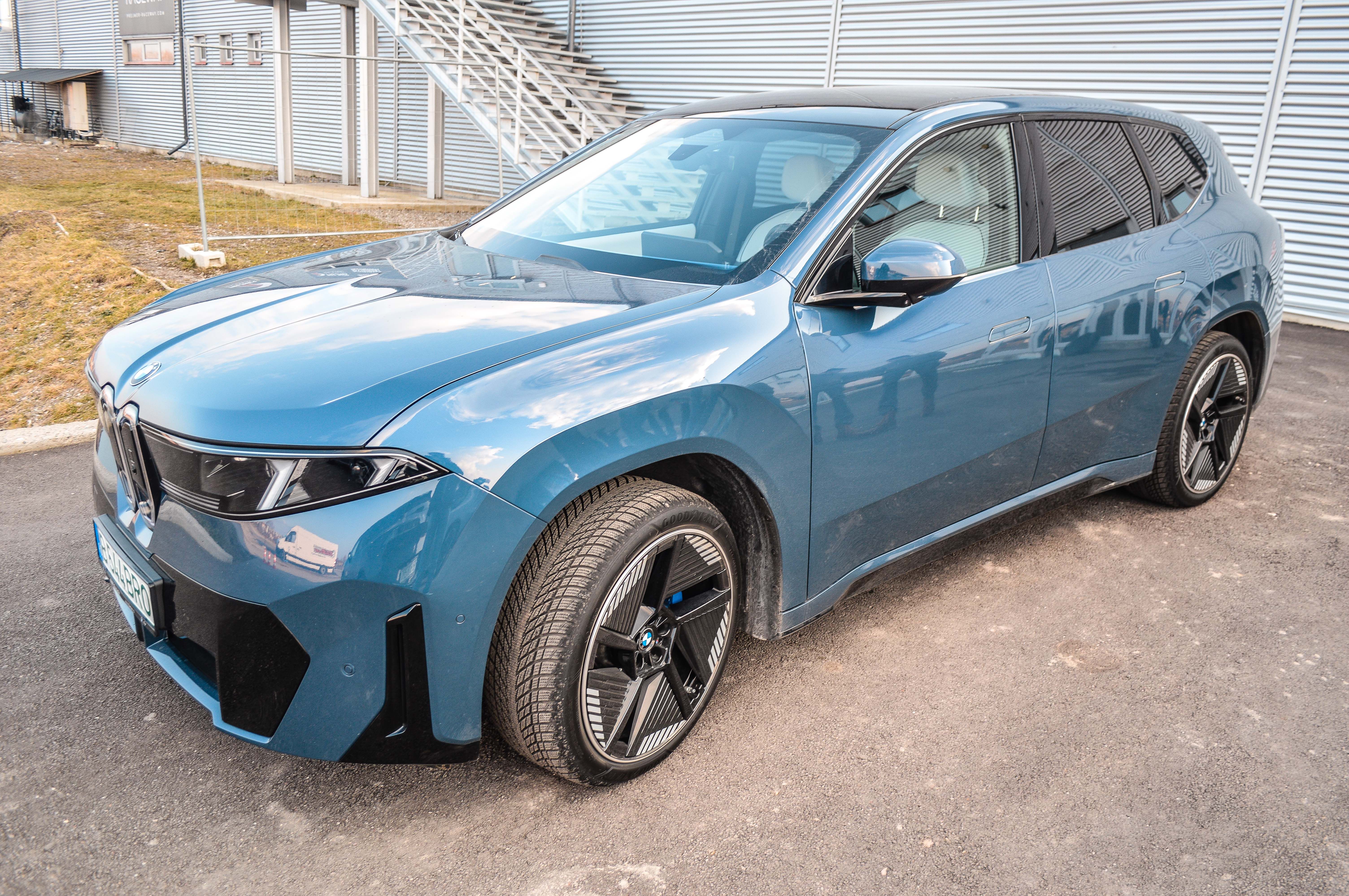 Prim contact cu BMW iX3: La volanul ‘Noii Clase’ de modele ale bavarezilor - Poza 1