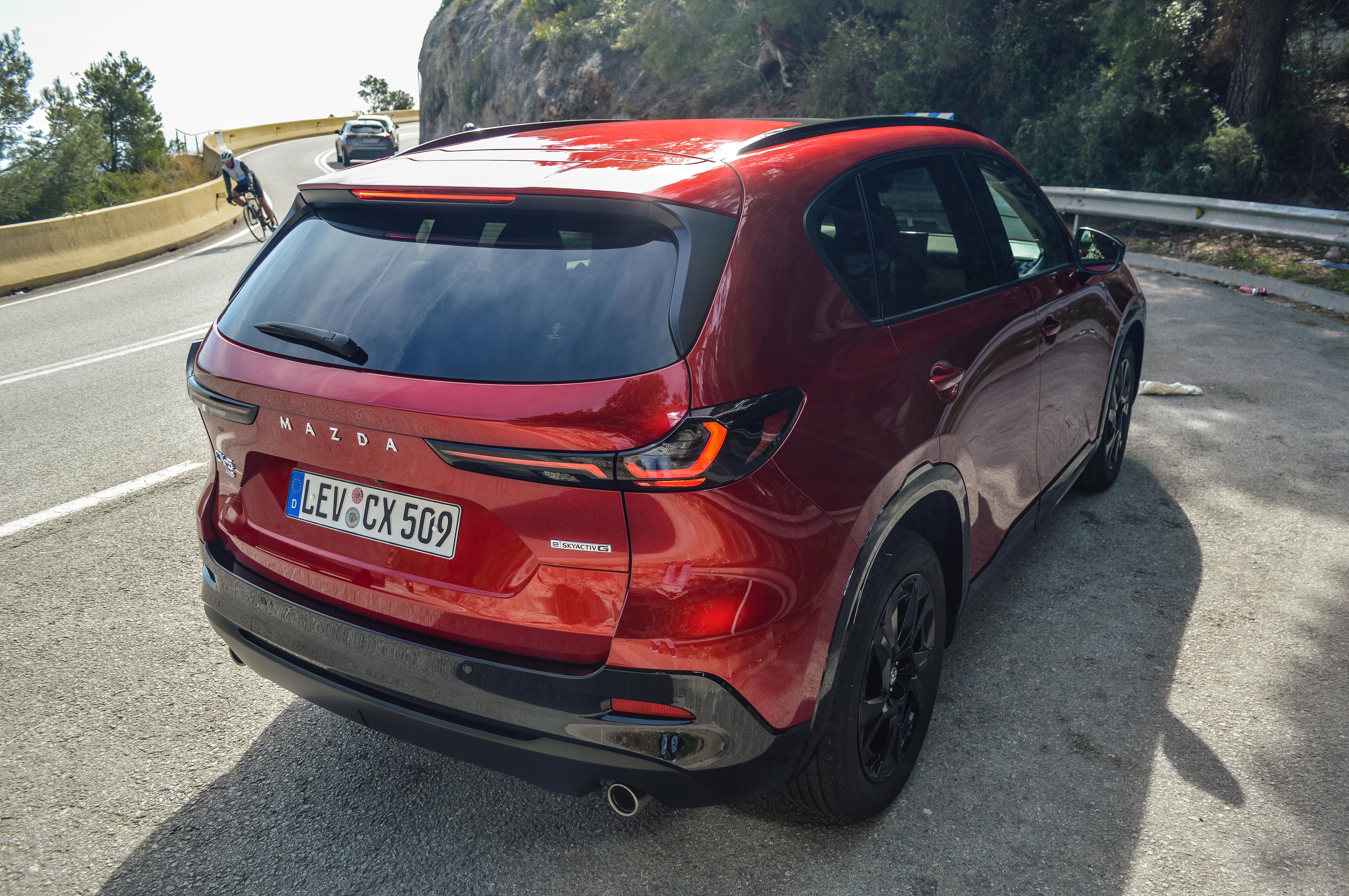 Prin contact cu Mazda CX-5 2026: Japonezii dovedesc că știu în continuare să facă un SUV pe care să vrei cu adevărat să-l conduci - Poza 10