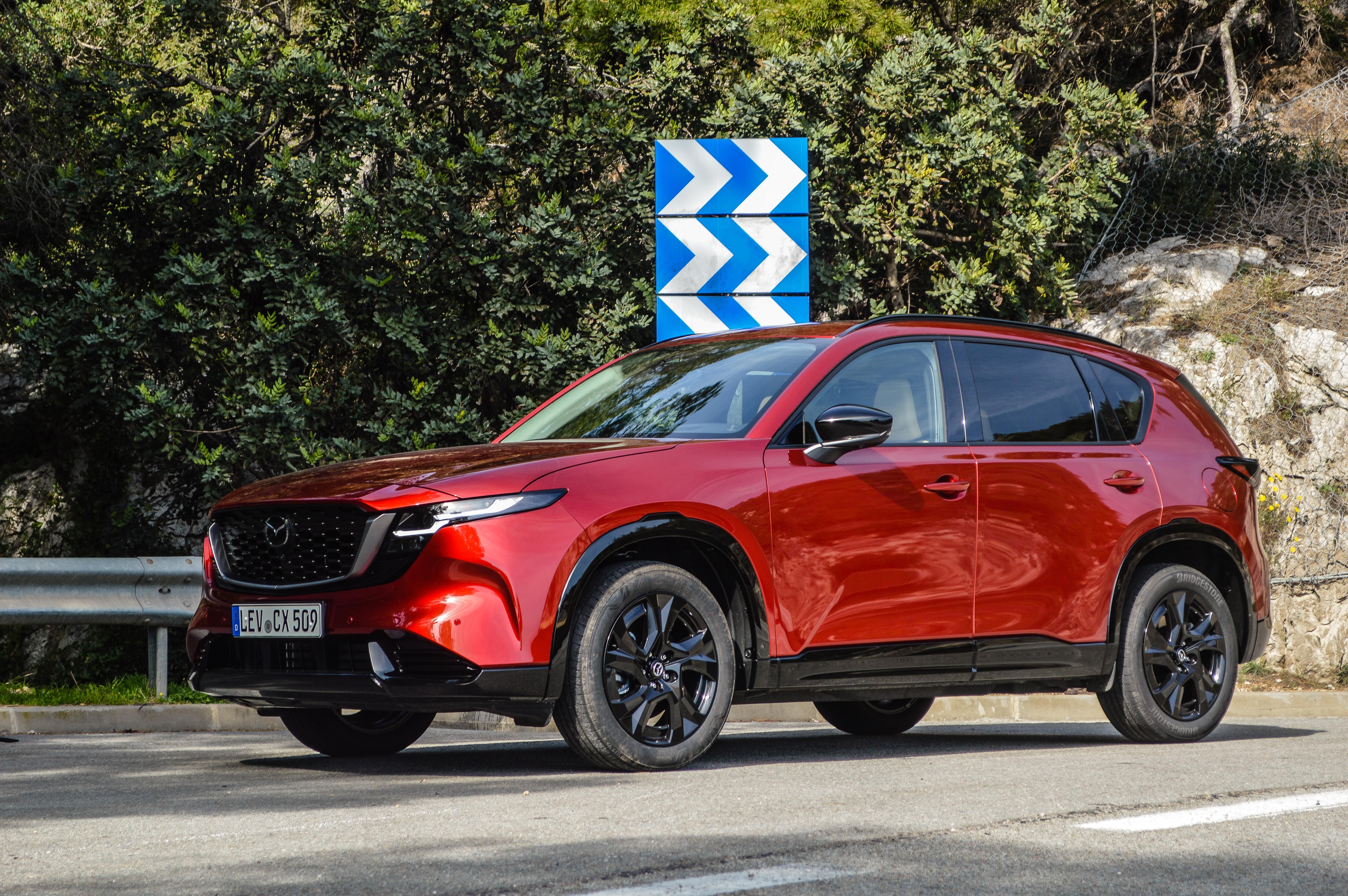 Prin contact cu Mazda CX-5 2026: Japonezii dovedesc că știu în continuare să facă un SUV pe care să vrei cu adevărat să-l conduci - Poza 4