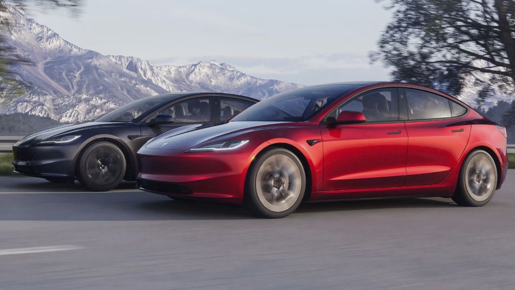 Studiu: Tesla se depreciază de trei ori mai repede ca un Maserati