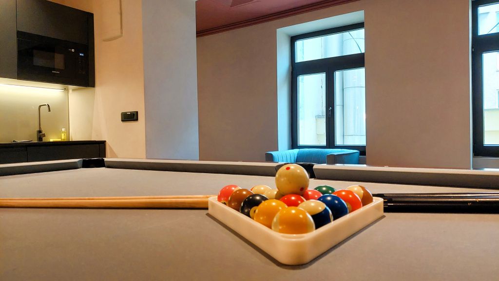 GALERIE FOTO | Cum arată apartamentele milionarei Anja Graf din centrul Capitalei - Imagine 49