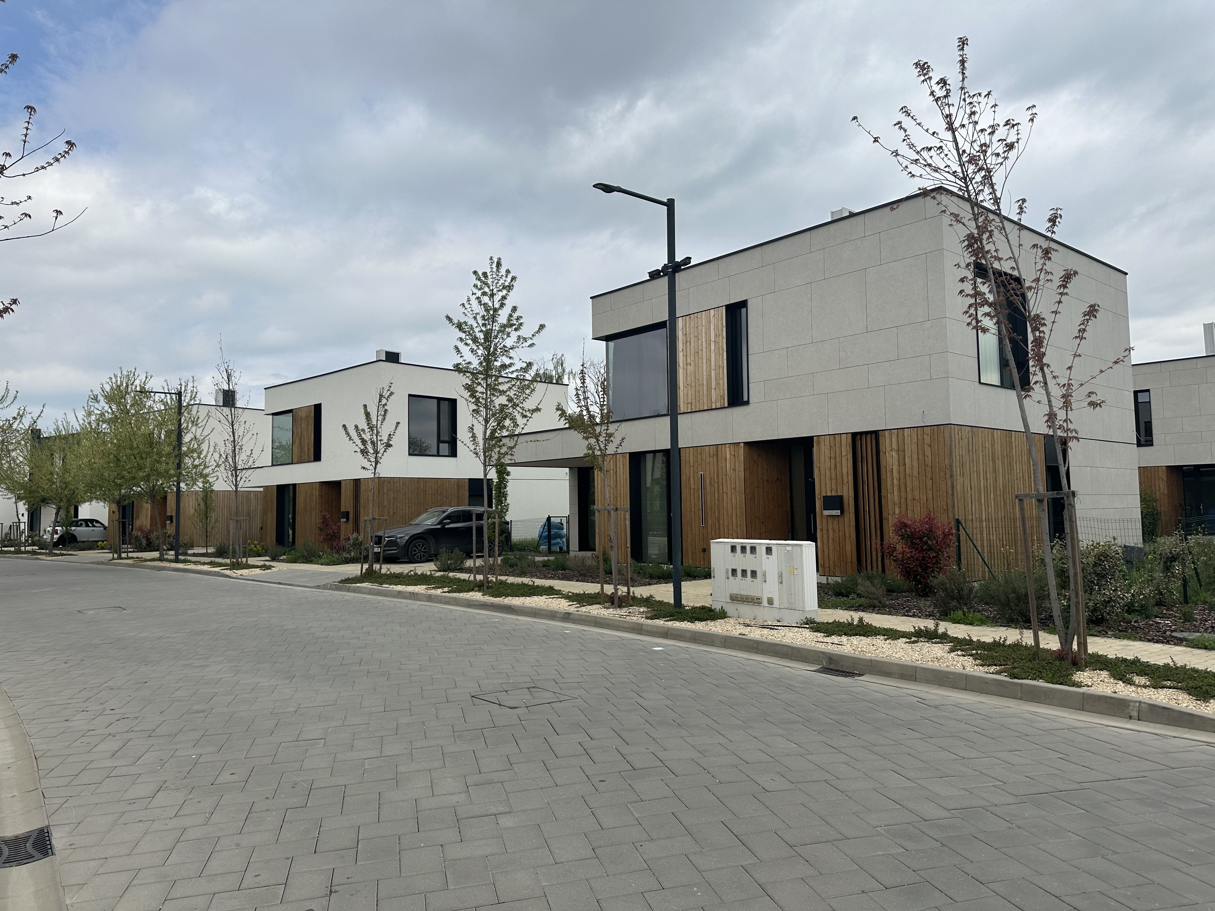 Alesonor și austriecii de la Strabag continuă lucrările la suburbia Amber Forest. Faza a doua a proiectului: 172 de noi locuințe - Poza 10