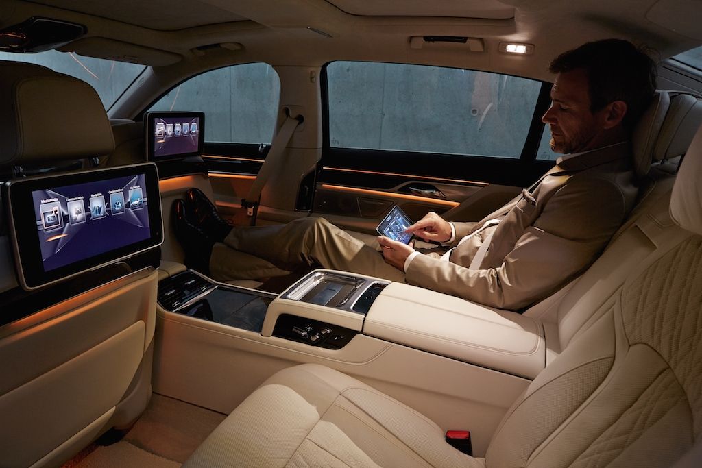 BMW Seria 7 - Imagine 10