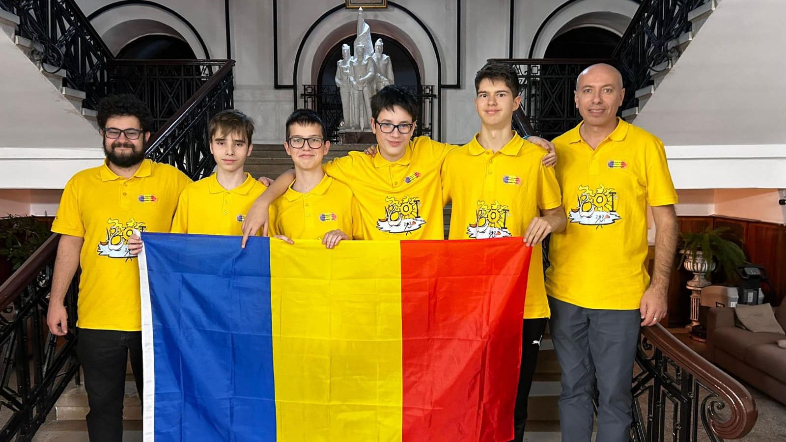 Elevii români au obţinut o medalie de aur şi trei de argint la Olimpiada Balcanică de Informatică pentru Juniori