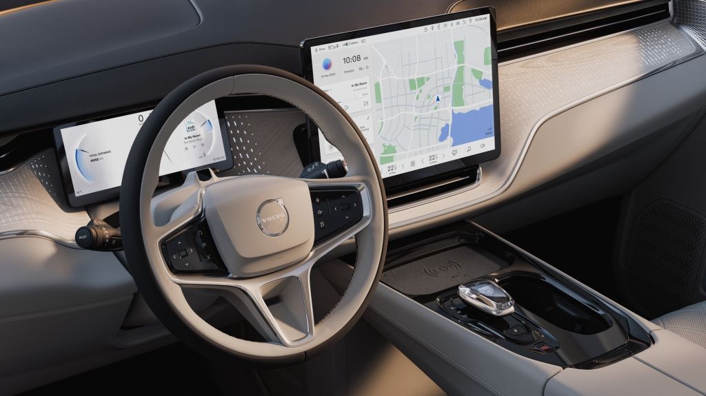 GALERIE FOTO | Cum arată primul monovolum Volvo din istorie - Imagine 2