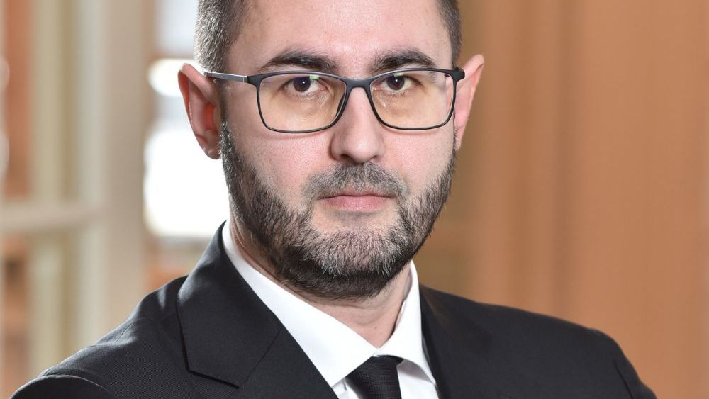 România între mișcarea MAGA și Bruxelles – riscul Tamango