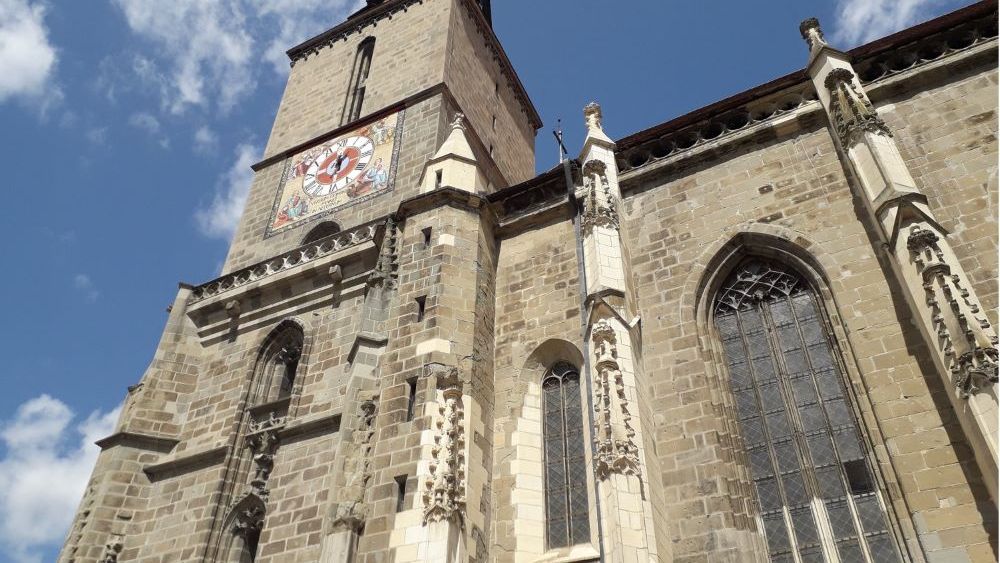 De la rugăciune la vaccinare: imunizare în Biserica Neagră din Brașov