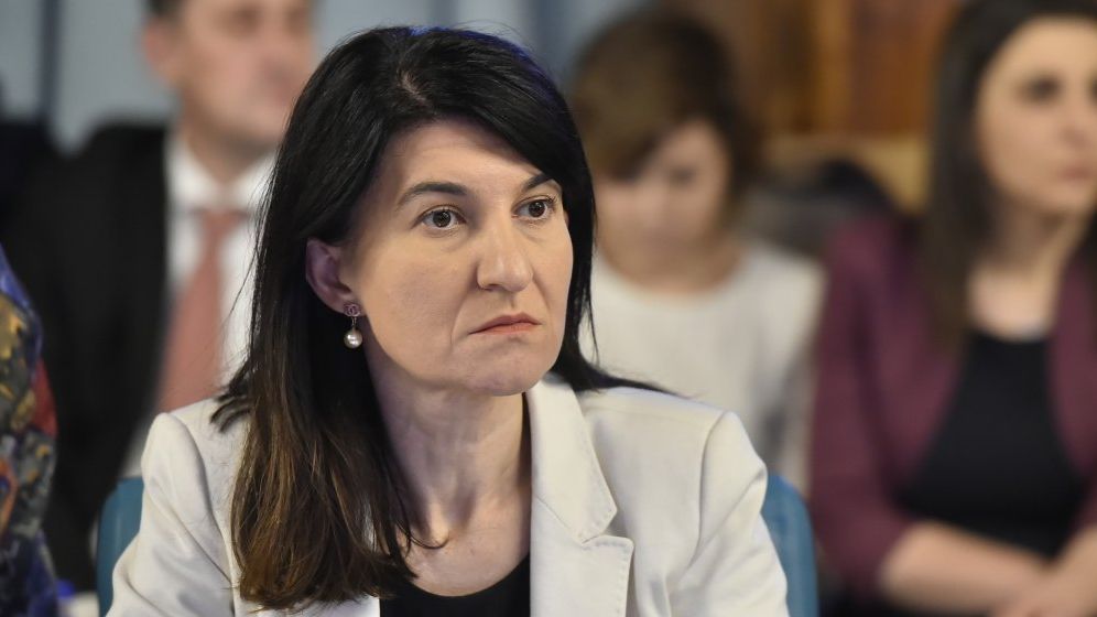 Părinţii care au grijă de copiii de până la 12 ani vor avea concediu plătit şi în vacanţa de Paşte