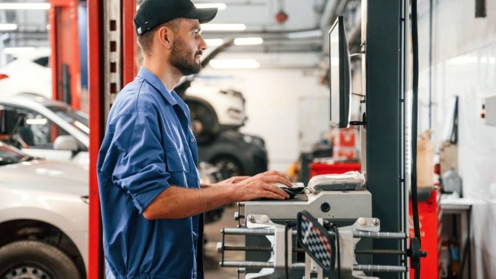 Noi concedieri care lovesc sectorul auto: anunțul Bosch