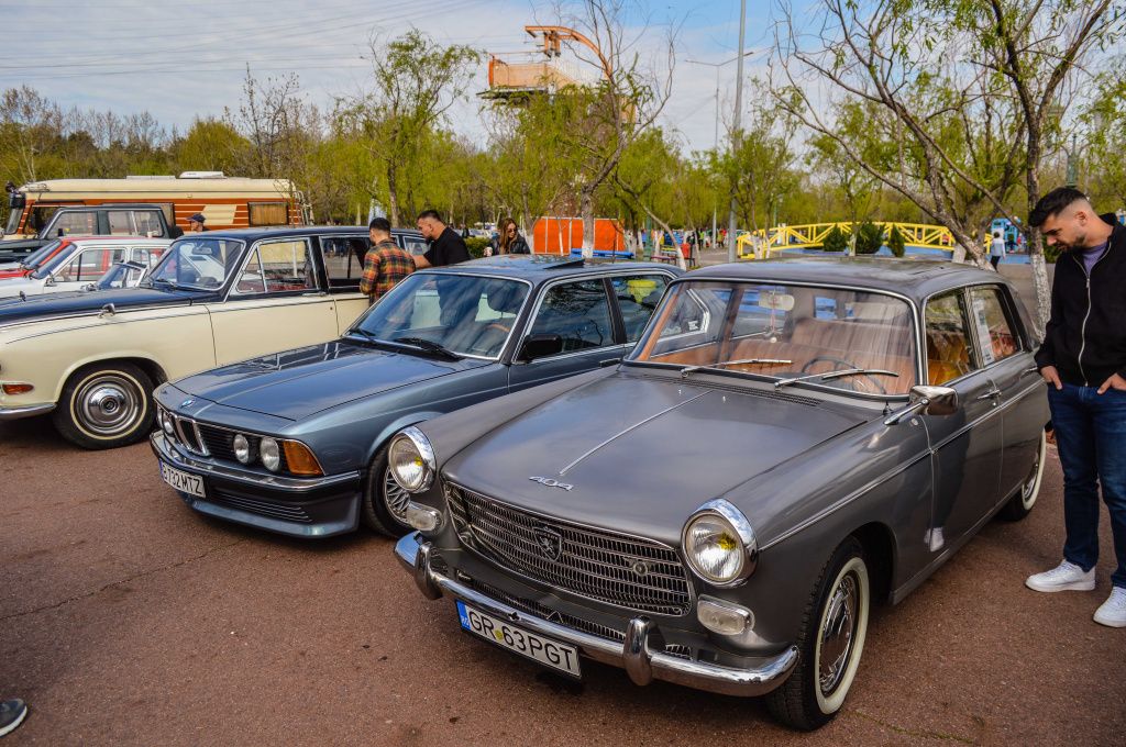 FOTO | Retroparada Primăverii: Ce am văzut la cea mai mare expoziție de mașini retro din țară - Imagine 28