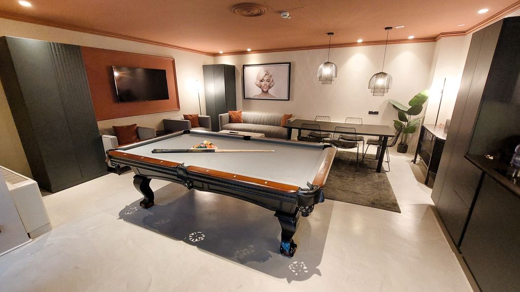 GALERIE FOTO | Cum arată apartamentele milionarei Anja Graf din centrul Capitalei - Imagine 42