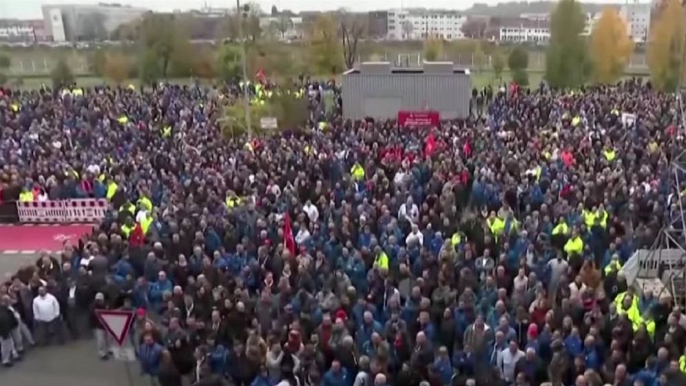 Din rău în mai rău: Situația escaladează în Germania: Peste 100 de companii din auto au intrat în grevă