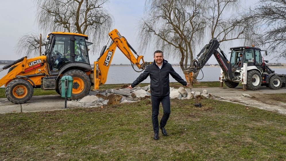 [FOTO PROIECT] Ciucu vrea să facă plajă și locuri de windsurf pe Lacul Morii. ”Va fi mai fain ca în Herestrău”