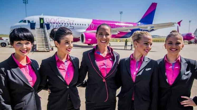 Wizz Air organizeaza sase sesiuni de recrutare in luna noiembrie in Romania
