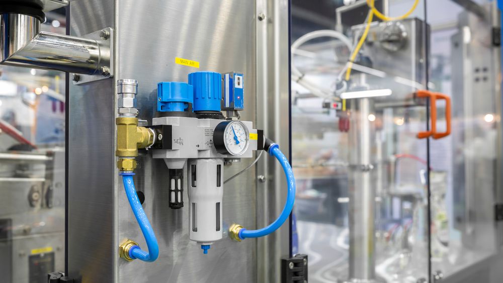 Eficientizarea instalațiilor industriale de aer comprimat