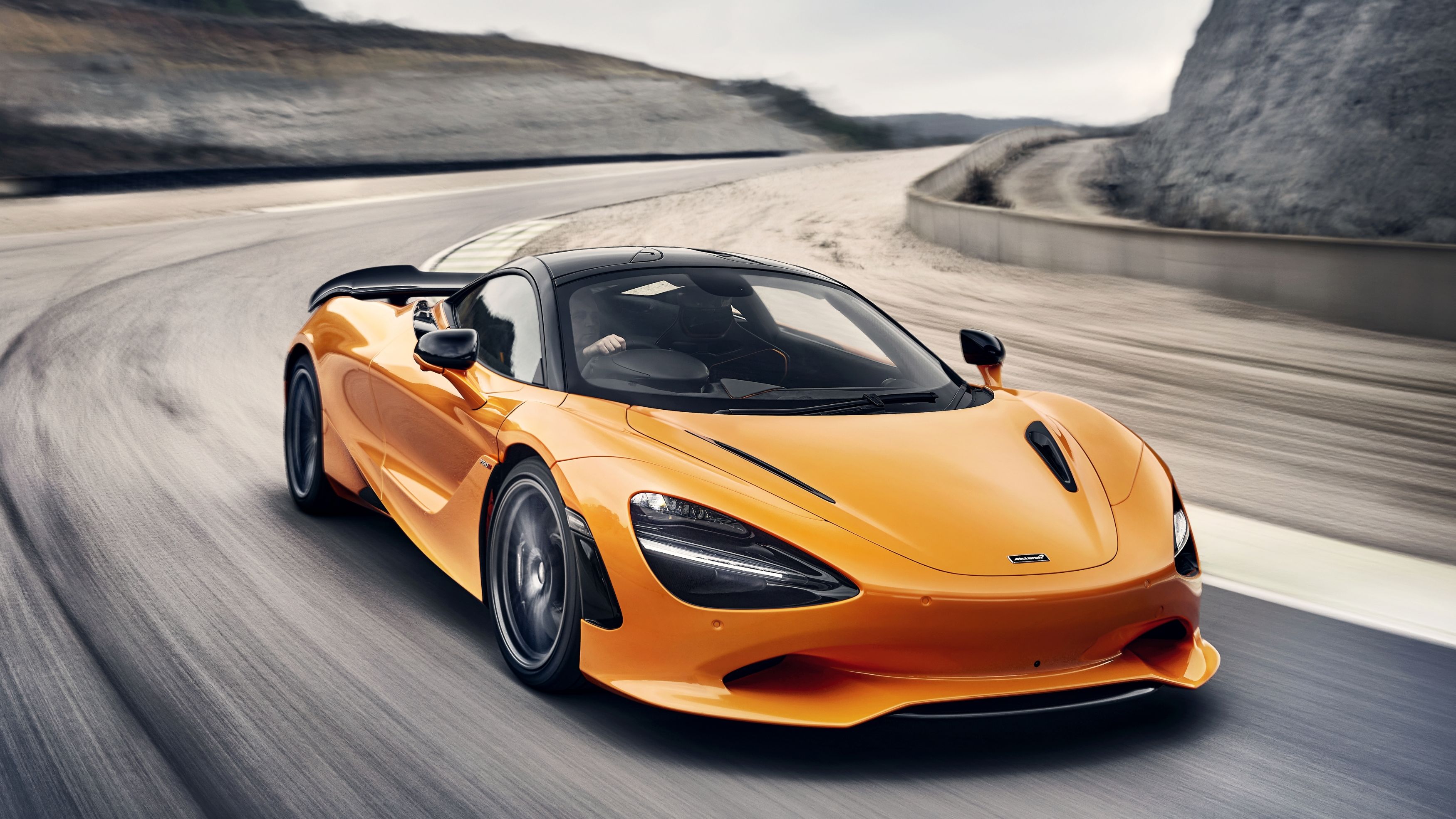 Noul McLaren 750S nu arată că britanicii au trecut printr-o schimbare de designeri
