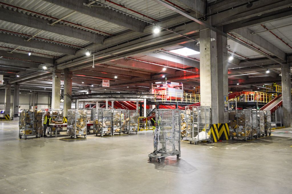 GALERIE FOTO | Cum arată cel mai mare centru logistic al Sameday - Imagine 35