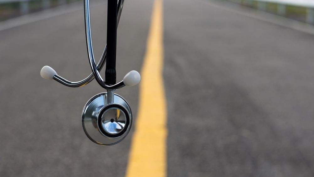 In 2018, Romania a avut 322 de locuitori la un medic. Mediul rural este deficitar in ceea ce priveste acoperirea cu unitati medicale