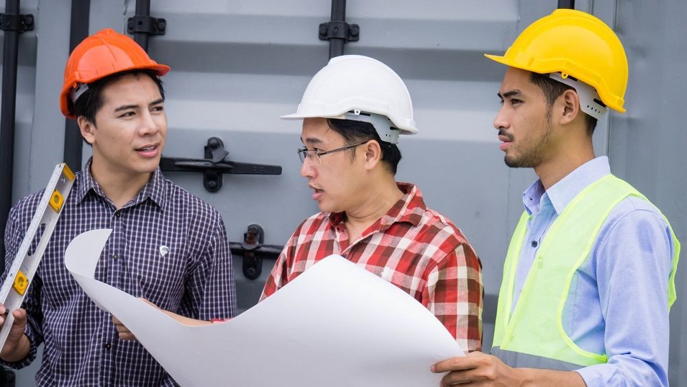 Companiile românești pot angaja mai rapid lucrători asiatici