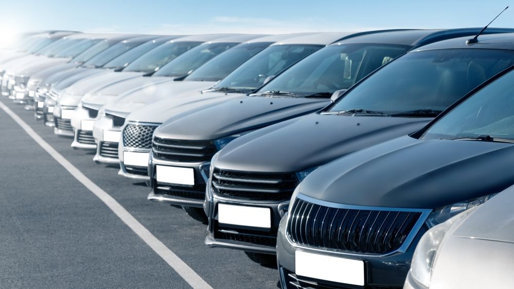 Avertismentul șefului Mercedes-Benz: Piața auto europeană s-ar putea prăbuși dacă Bruxelles-ul nu se răzgândește despre normele de CO2