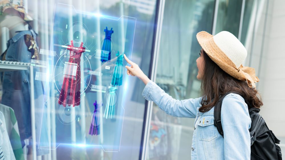 Cum ne va simplifica moda viața de zi cu zi: Haine care nu se șifonează, pătează și care nu rețin mirosuri