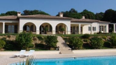 Saint - Tropez: Oaza de liniste a miliardarilor