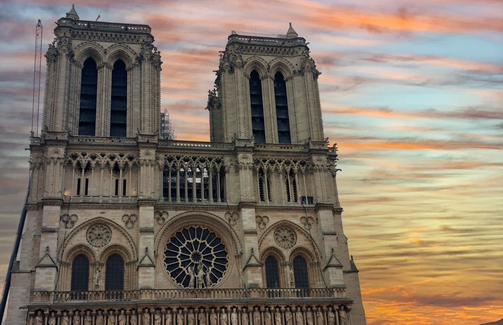 Francezii au anunțat când va fi redeschisă catedrala Notre-Dame din Paris - Imagine 2