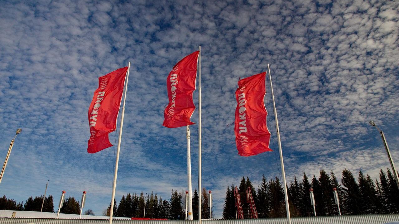 Italia ar intenționa să naţionalizeze o rafinărie Lukoil din Sicilia