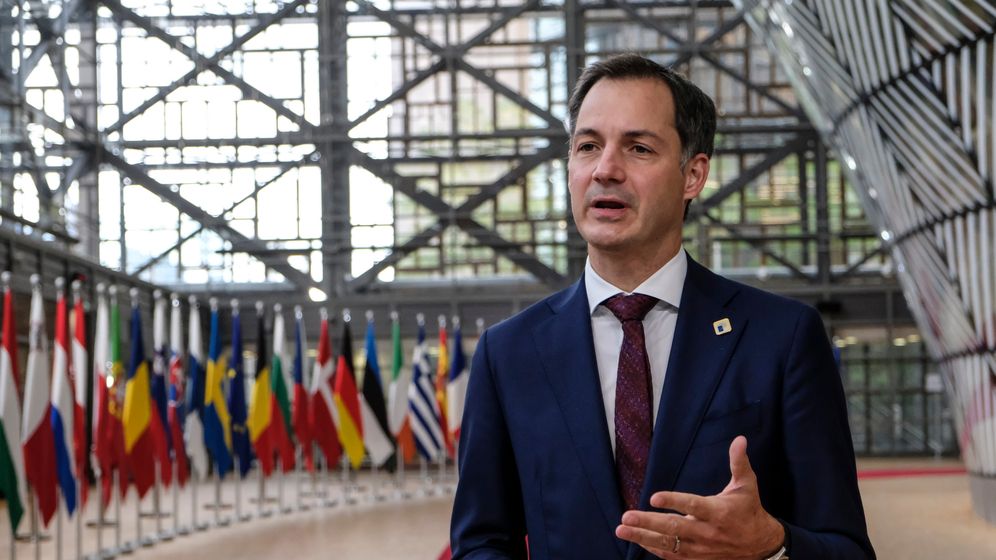 Premierul Belgiei: Să asociezi homosexualitatea pedofiliei e o gândire de Evul Mediu