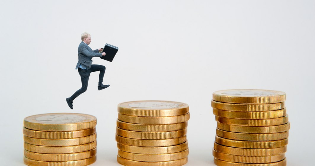 Salariul minim crește de la 1 iulie 2026. Cu cât se majorează și câți angajați beneficiază de mărire
