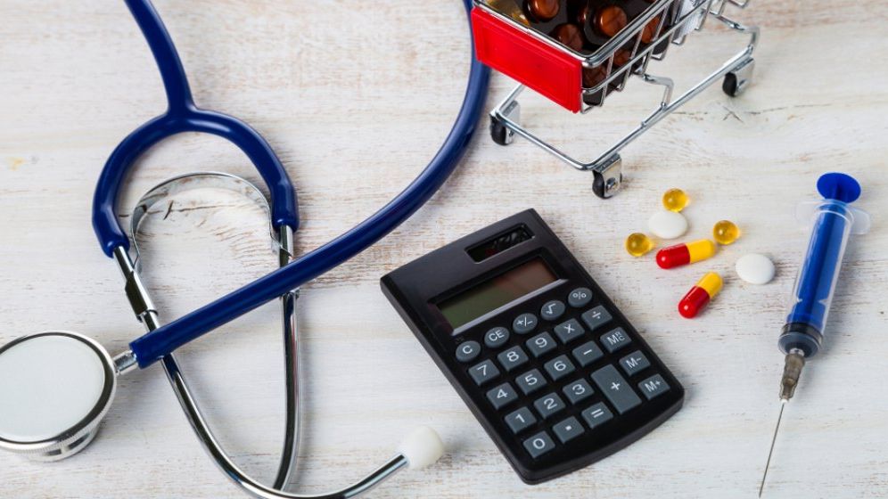 Medicamente şi bani donaţi de Novartis pentru Institutul Matei Balş, Crucea Roşie și alte cinci spitale din România