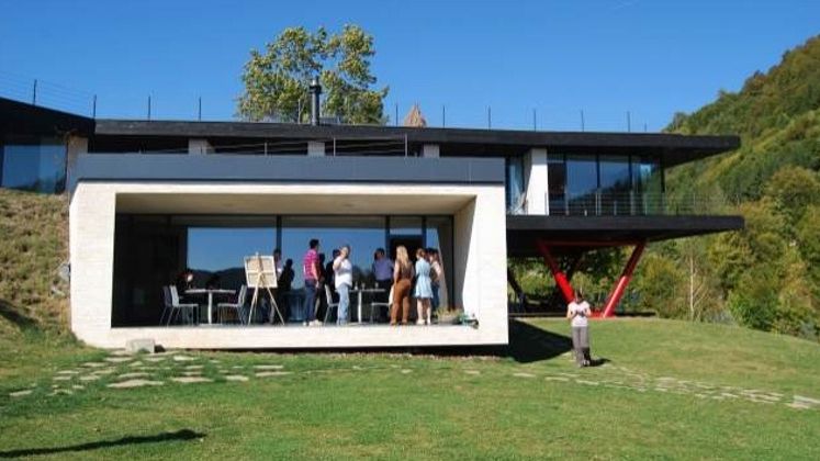 Atra Doftana, singura pensiune avangardista din tara, estimeaza incasari de 300.000 euro