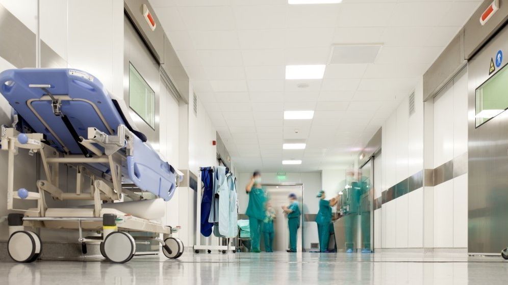 Un medic de 44 de ani din Timişoara a murit din cauza COVID-19