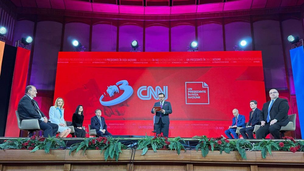 Cine a câștigat dezbaterea electorală? AI-ul a analizat declarațiile, jignirile și... momentele religioase