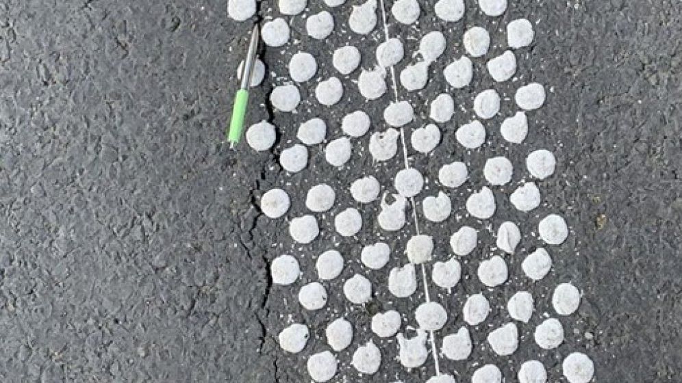 Lista problemelor "autostrazii - muzeu", Lugoj-Deva, lot 3: fisuri si defecte ale imbracamintii rutiere