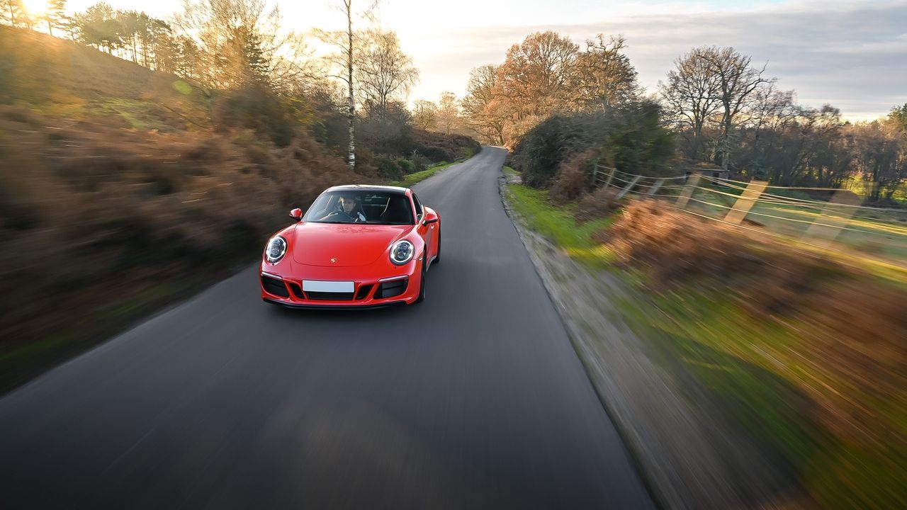 Porsche 911, ultimul mohican: Constructorul german a prezentat planul de electrificare pe următorii 7 ani