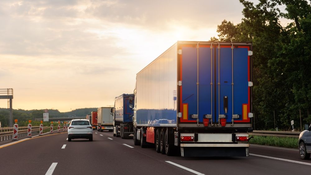 MAE, atenționare pentru camioanele care traversează Ungaria. Ce recomandări fac autoritățile