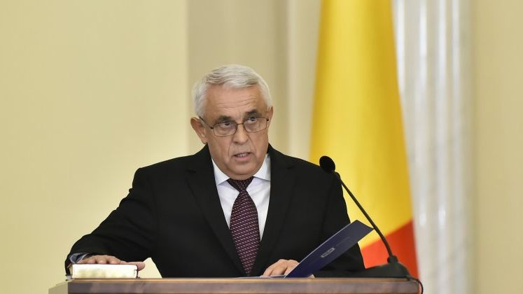 Petre Daea: Am reusit sa distribuim fermierilor 80% din subventii, in valoare de peste 750 milioane euro