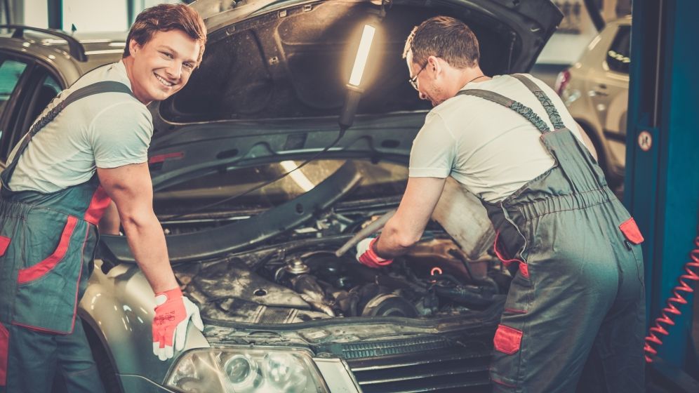 BAAR: Preturile medii la piese de schimb folosite la reparatii auto in service-uri au crescut cu pana 39% in ultimii 3 ani