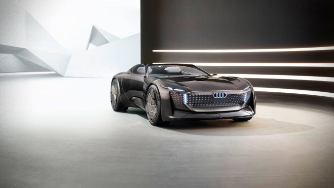 Audi a dezvăluit noul concept roadster Skysphere, care își poate schimba dimensiunea