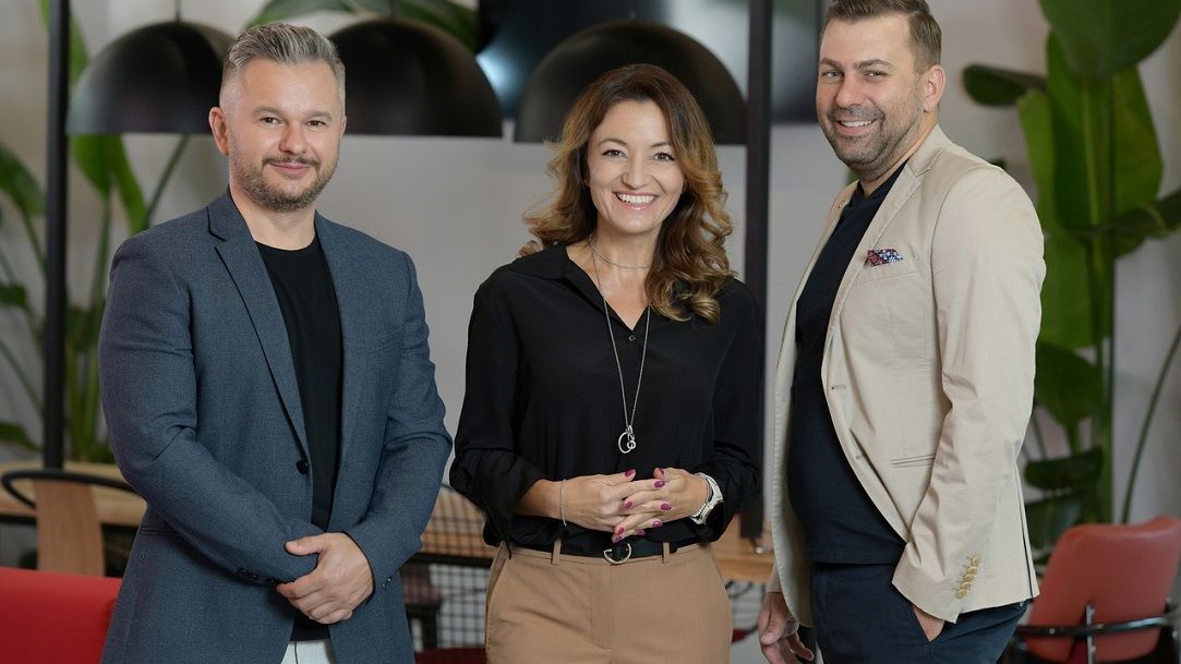 Platforma românească Kinderpedia, care face școala online mai ușoară, primește o investiție de 1,8 milioane de euro