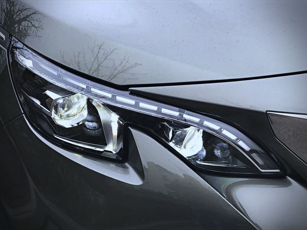 Peugeot 5008 - Imagine 4