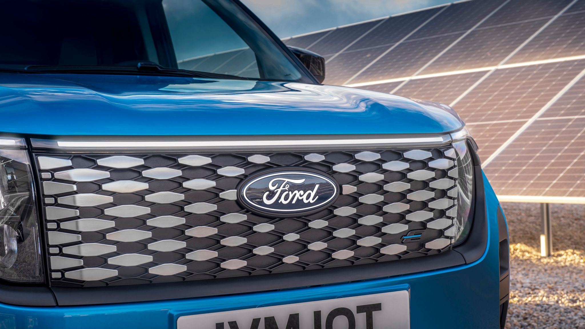 Ford a prezentat prima mașină electrică de serie ce va fi produsă în România